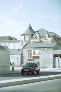 Luxury California rehab center exterior with upscale residential architecture and peaceful surroundings designed for addiction treatment, mental health recovery, and private healing.